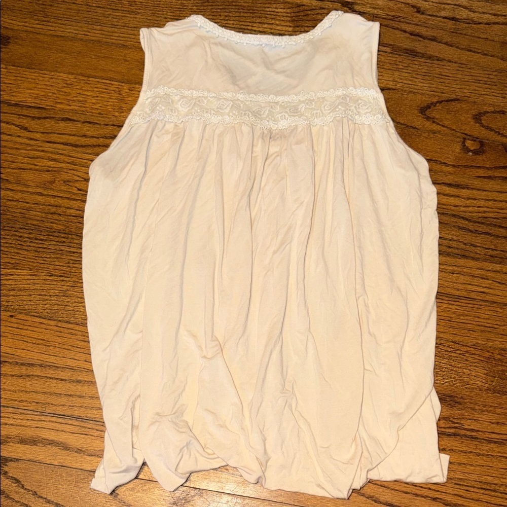 POL Ivory Sleeveless Lace Flowy Blouse with Crisscross Detail Size Large - Picture 4 of 5
